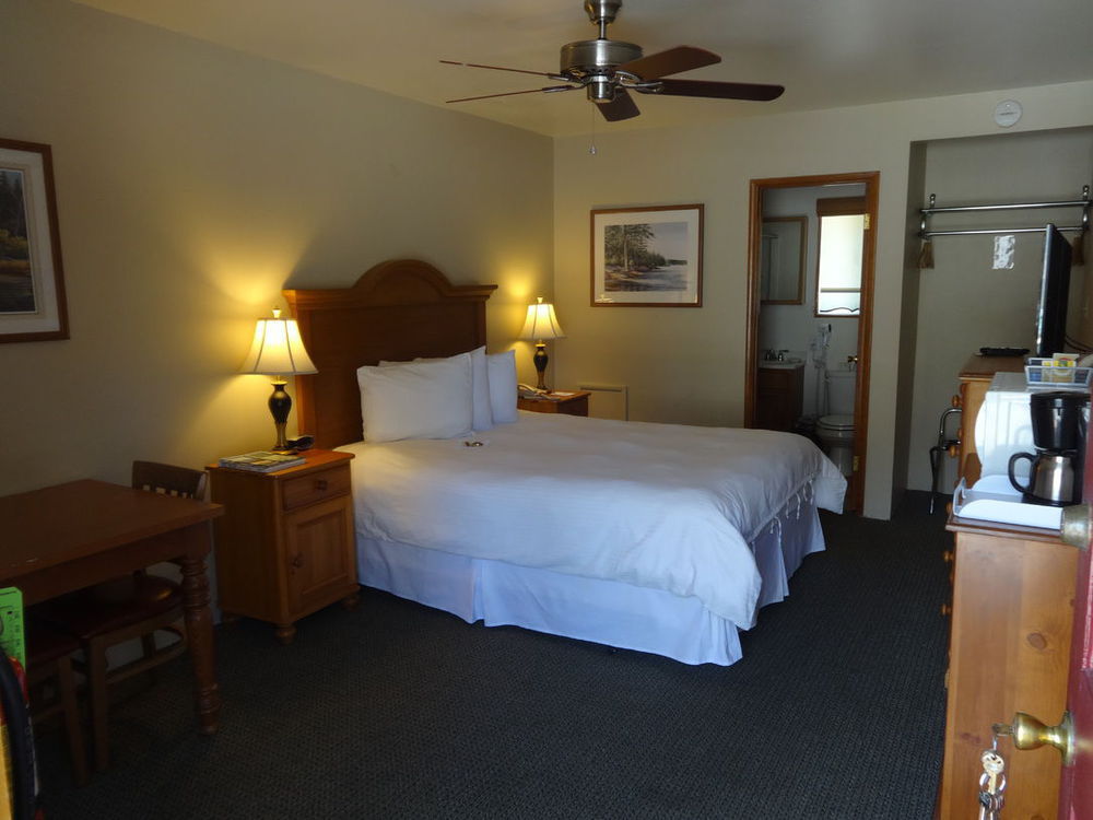 Bay Meadows Resort بيغ بير لاكي، سان بيرناردينو، كاليفورنيا الغرفة الصورة